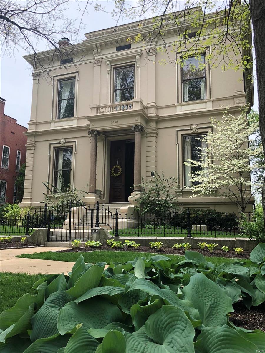 Lafayette Square - Residential