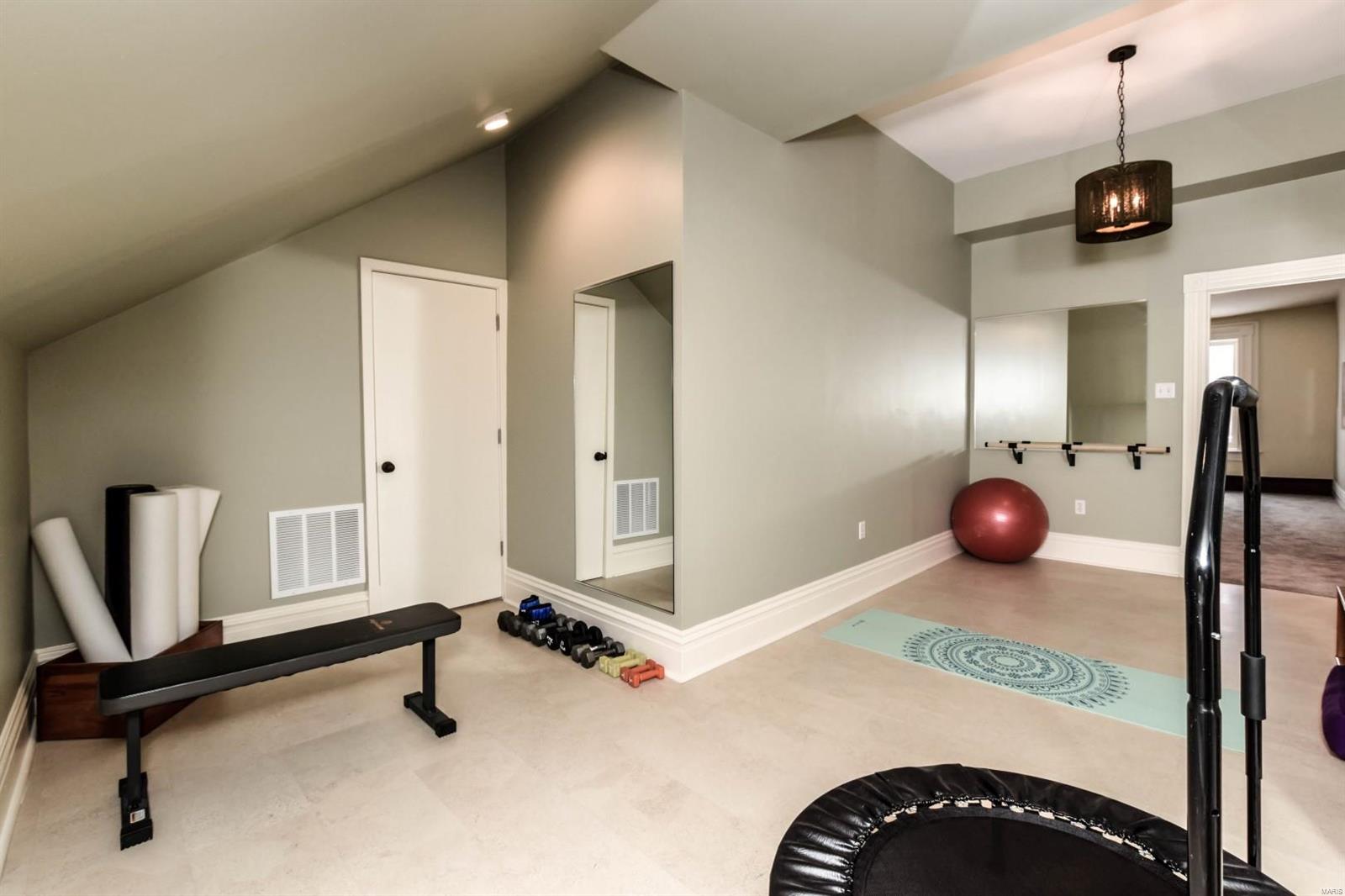 Lafayette Square - Residential