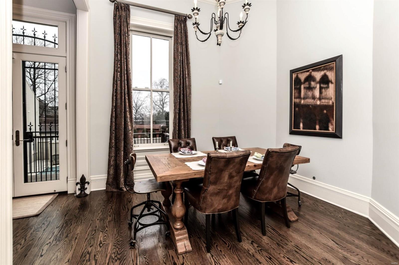 Lafayette Square - Residential