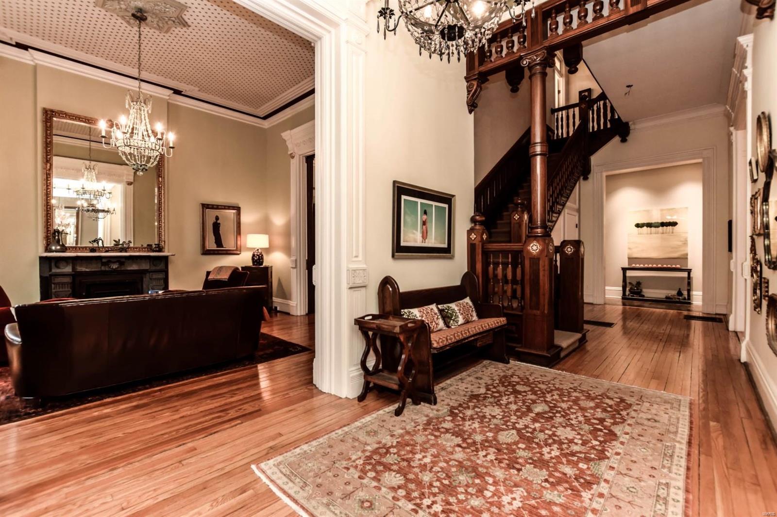 Lafayette Square - Residential