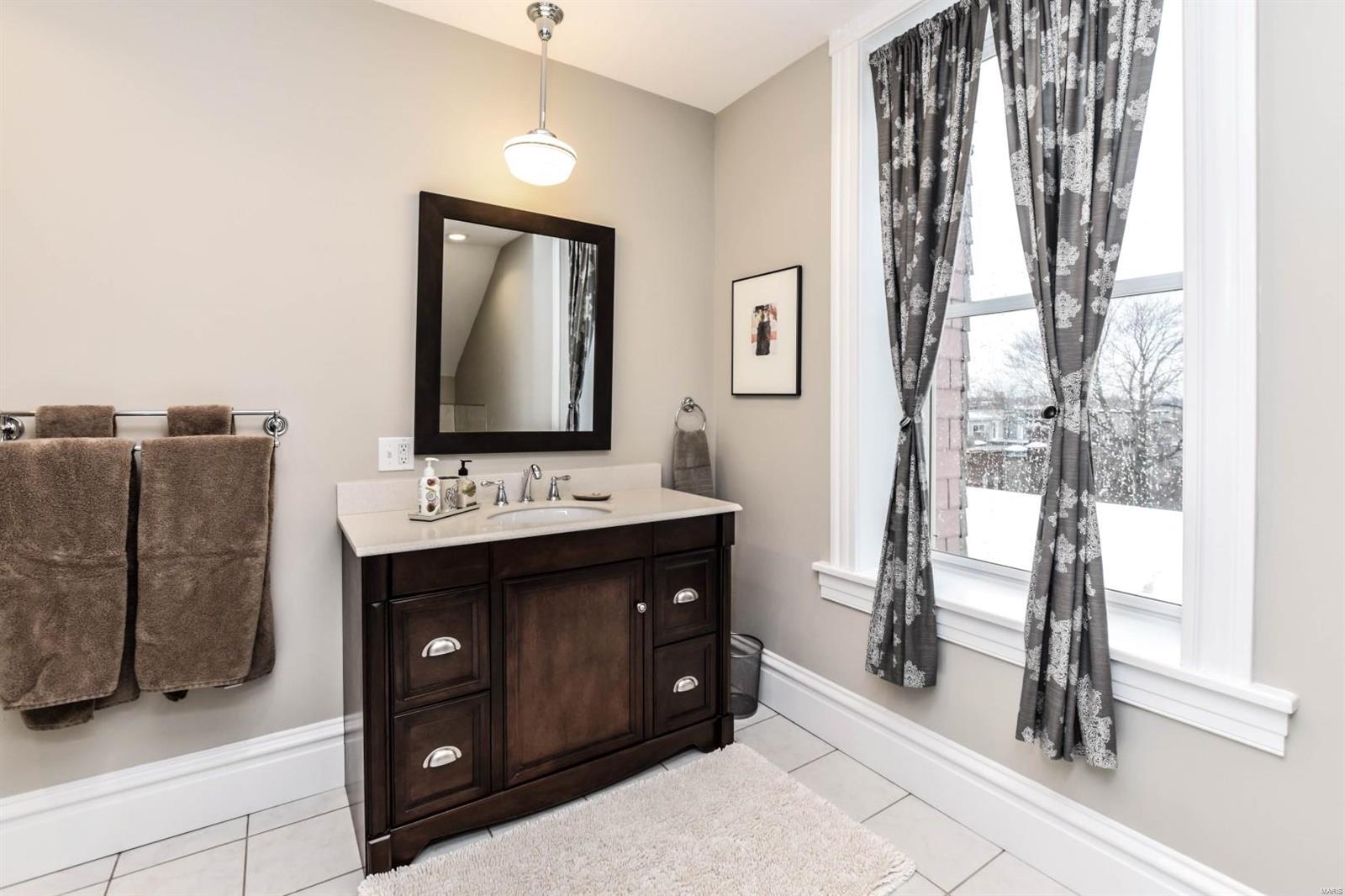 Lafayette Square - Residential