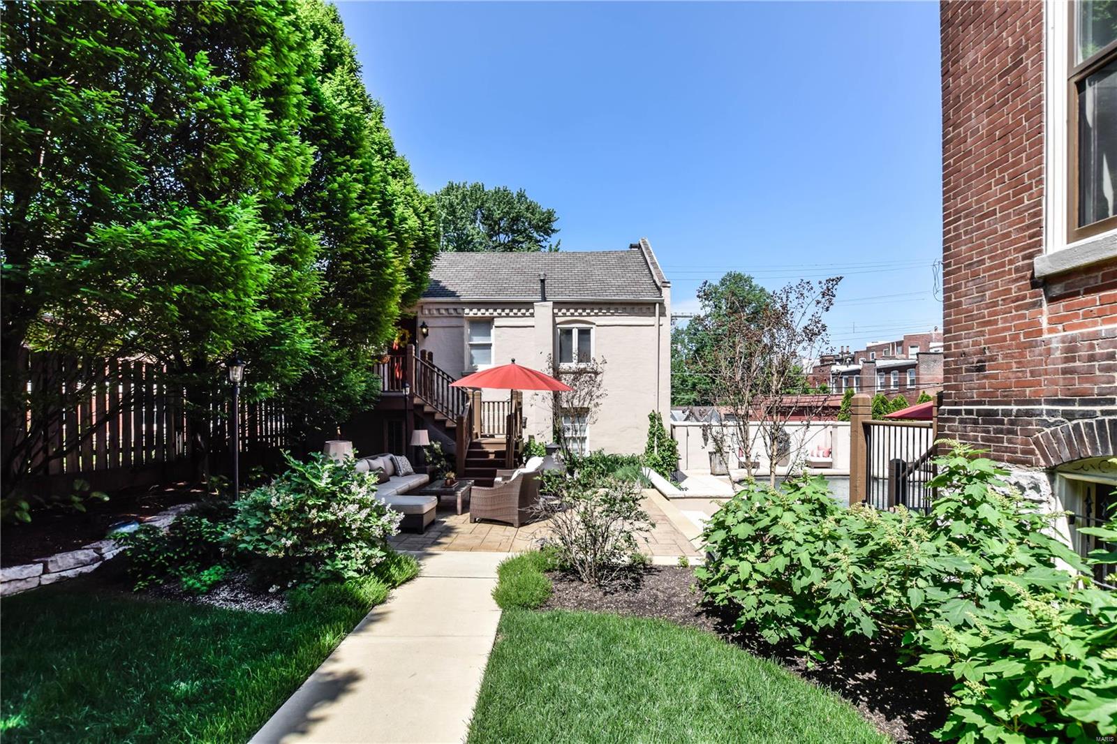 Lafayette Square - Residential