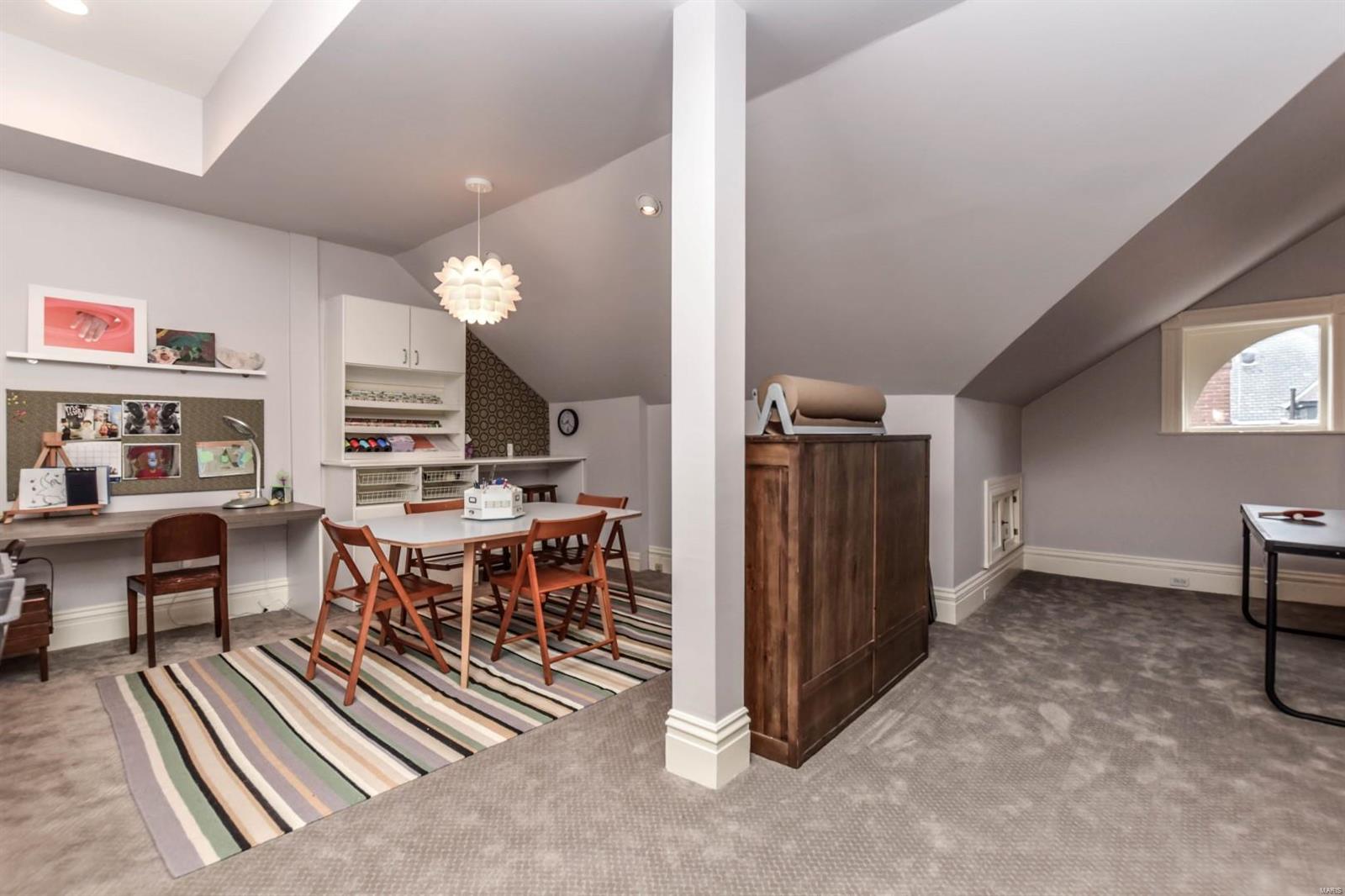 Lafayette Square - Residential