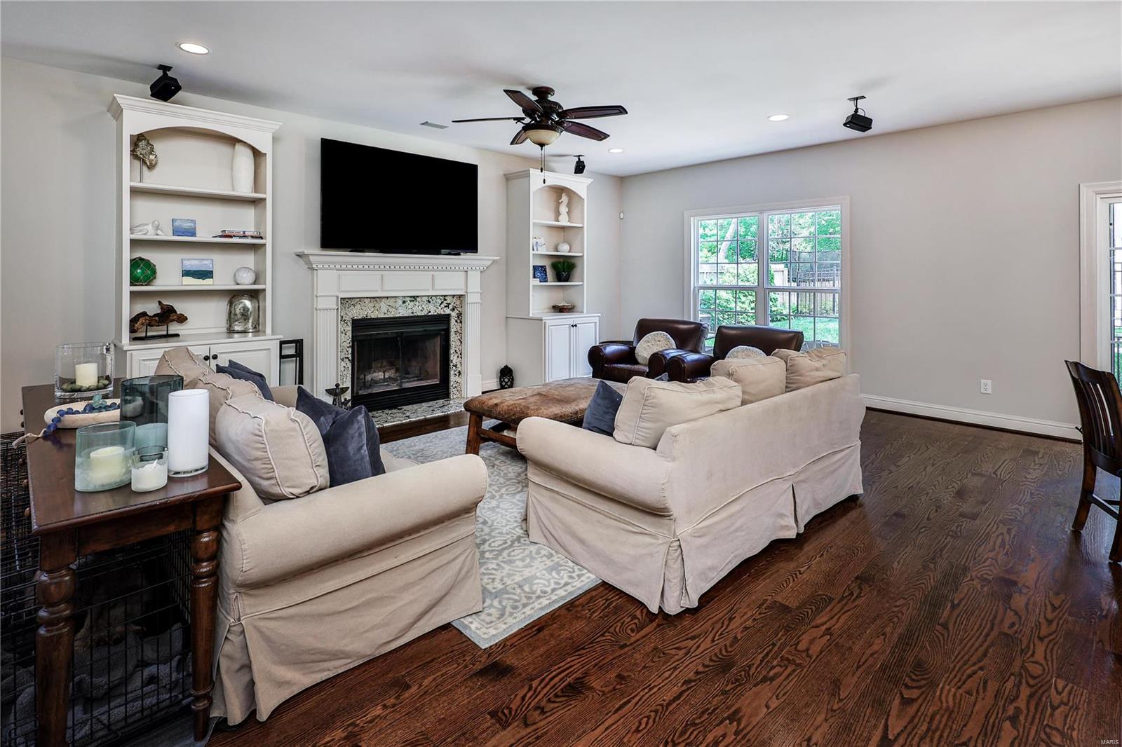 Warren Place - Residential