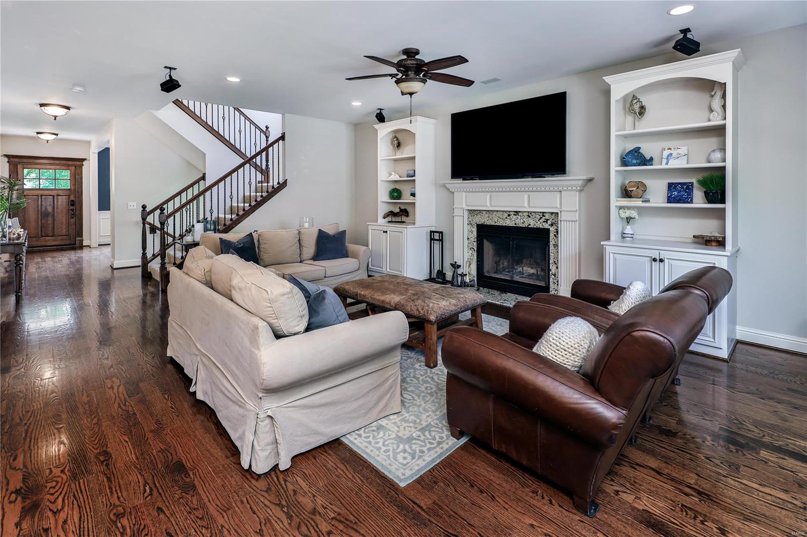 Warren Place - Residential