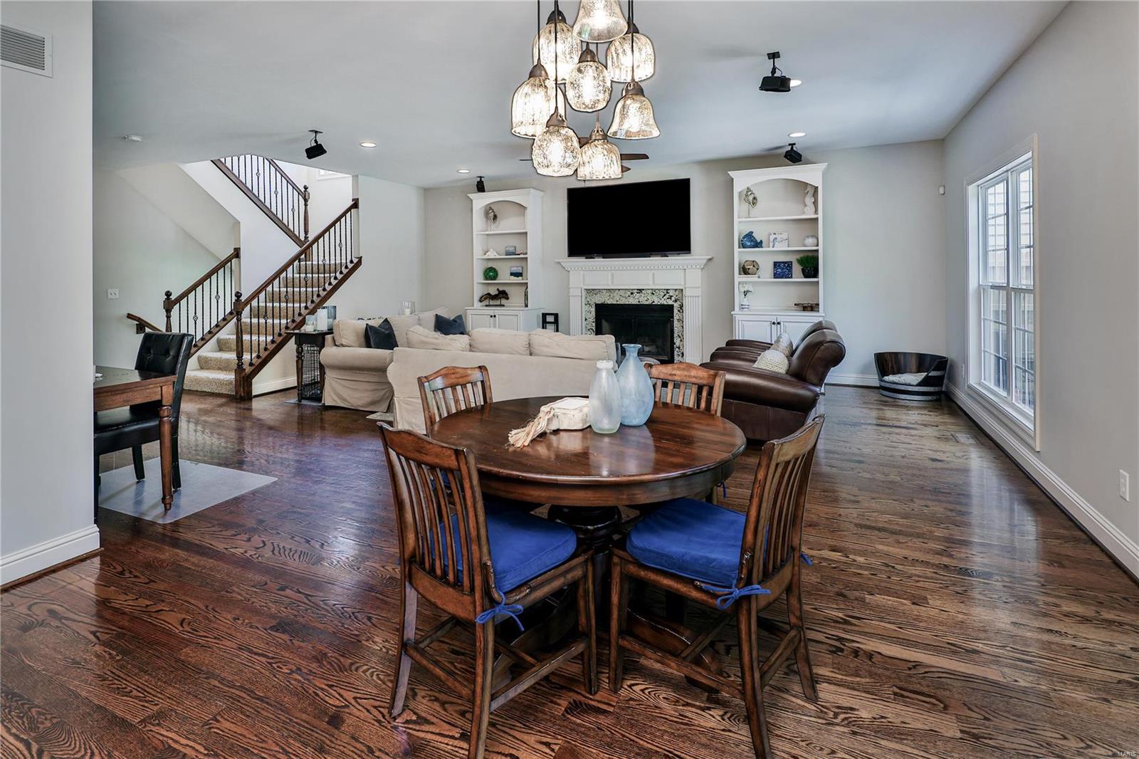 Warren Place - Residential