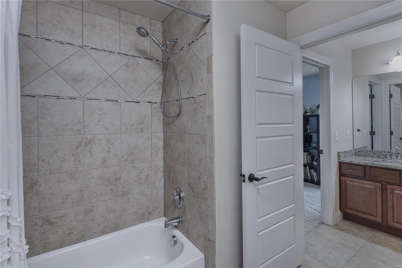 Warren Place - Residential