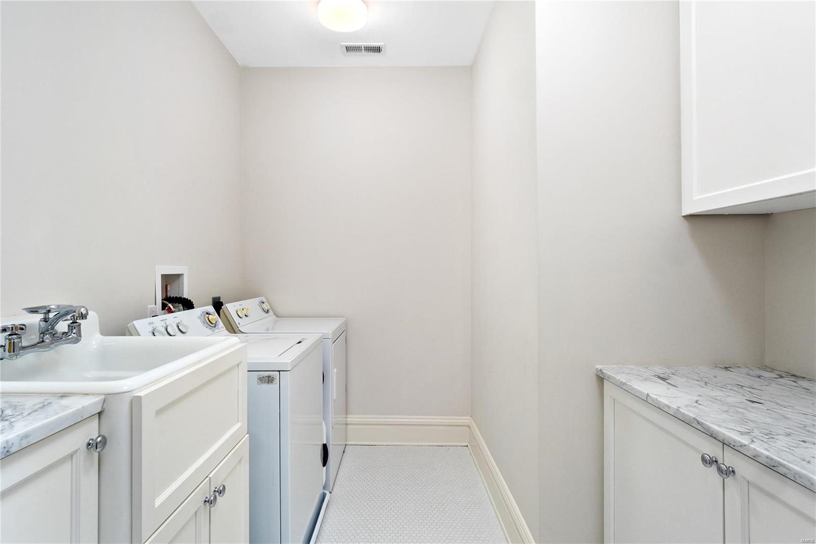 Clayton Gardens 2 - Residential