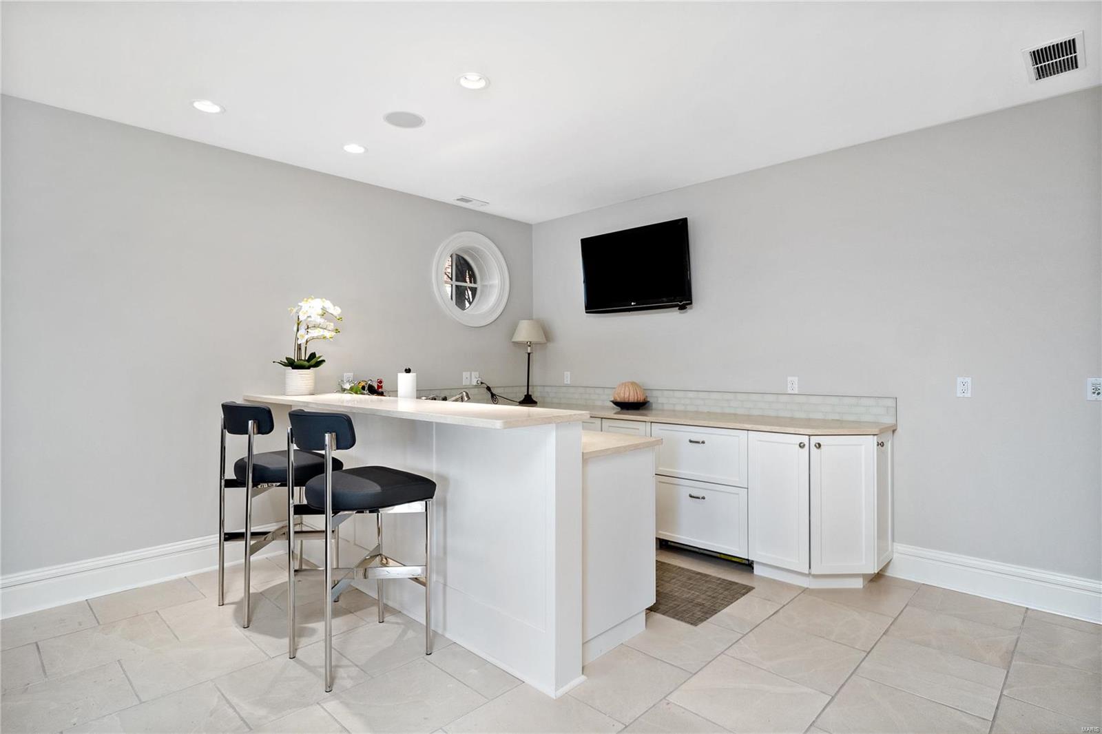 Clayton Gardens 2 - Residential