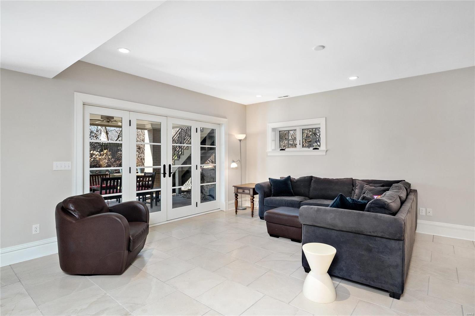 Clayton Gardens 2 - Residential