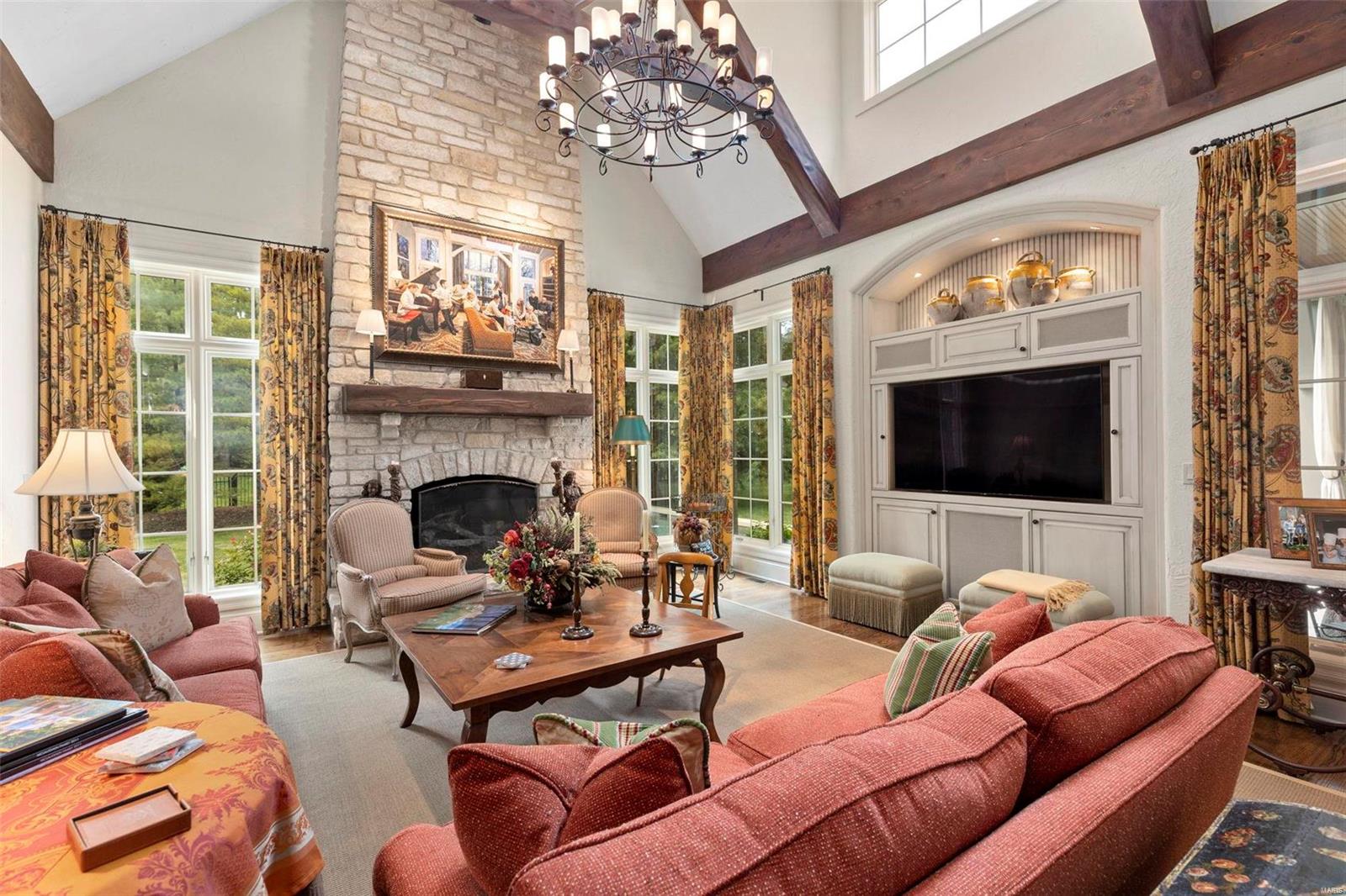 17025071-E90 - Residential