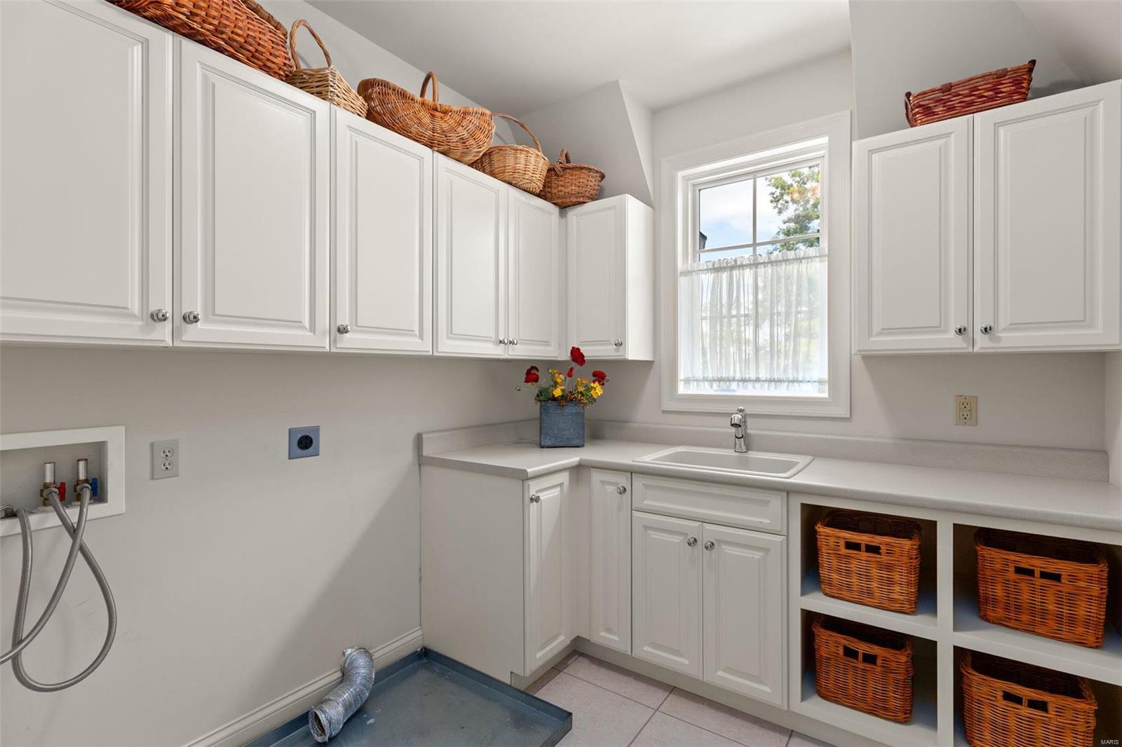 17025071-E90 - Residential