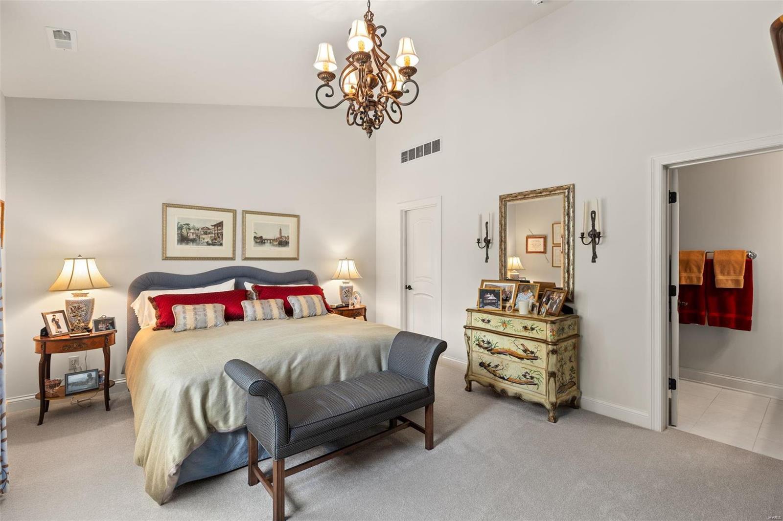 17025071-E90 - Residential