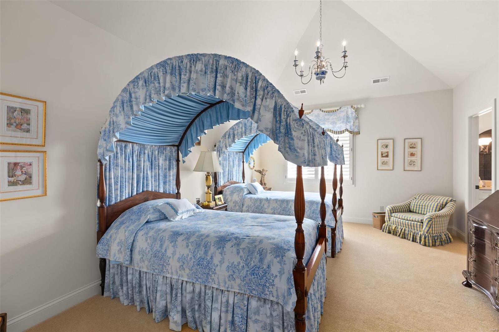 17025071-E90 - Residential