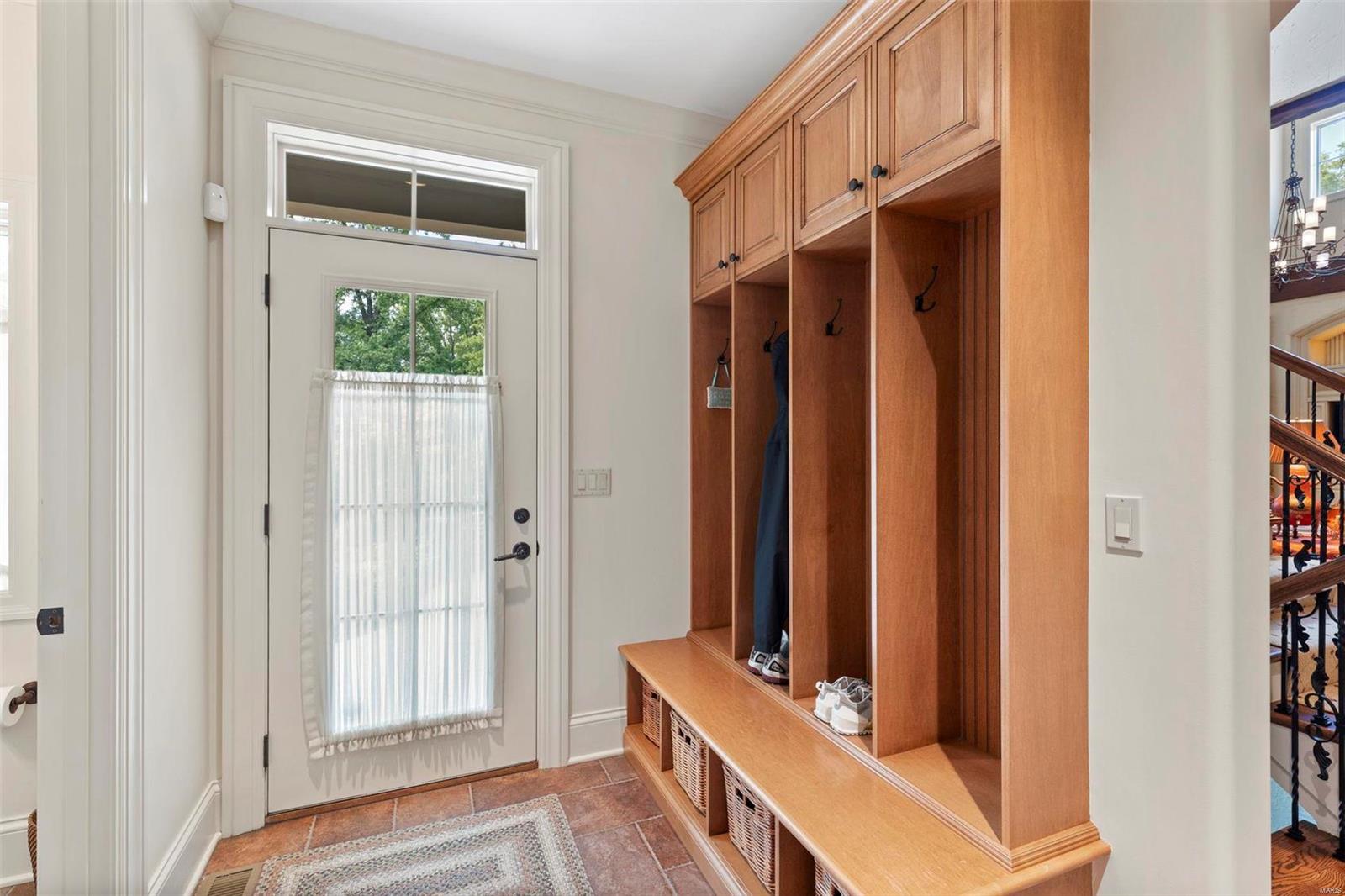 17025071-E90 - Residential