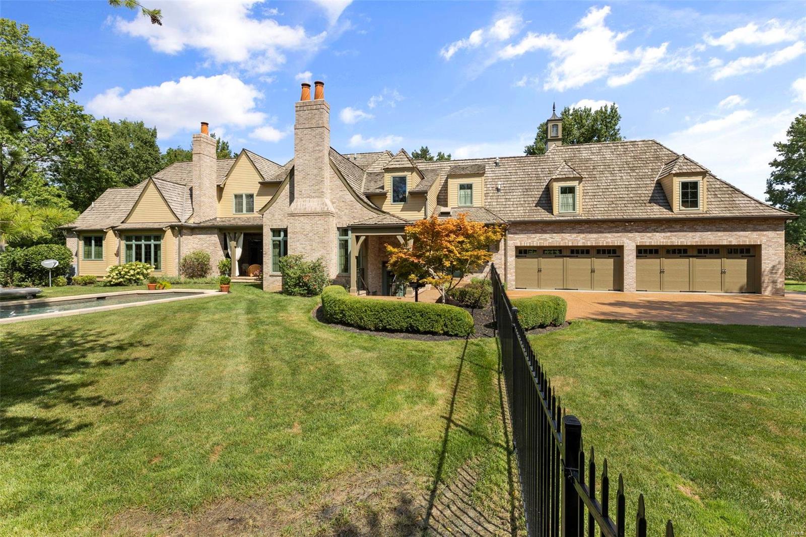 17025071-E90 - Residential