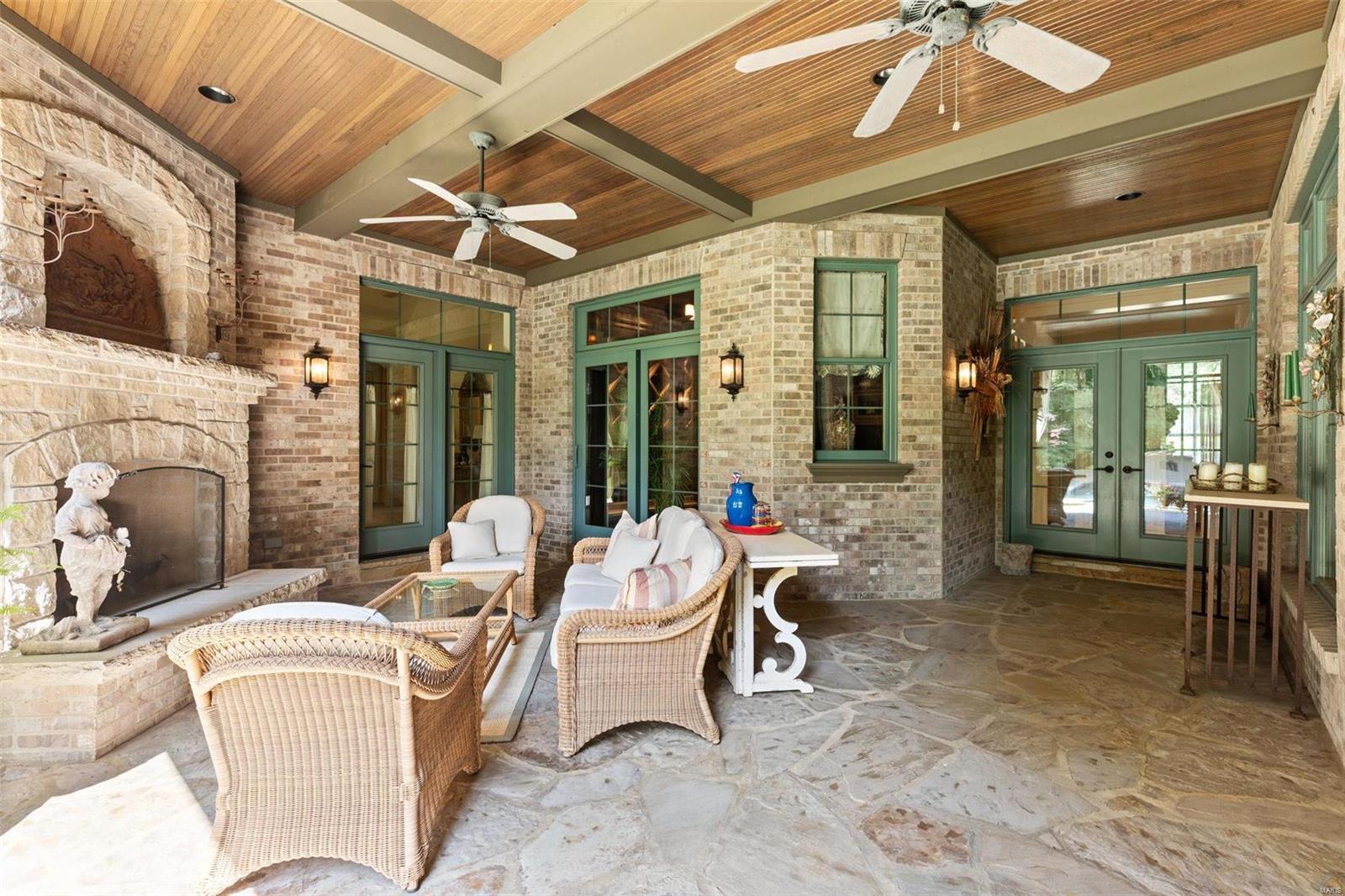 17025071-E90 - Residential