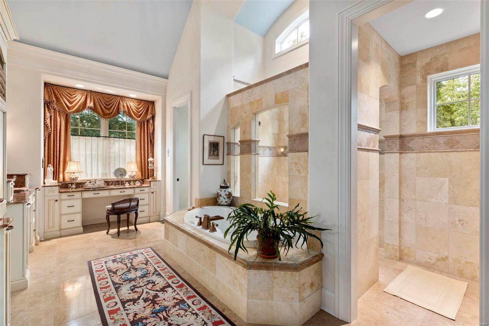 17025071-E90 - Residential