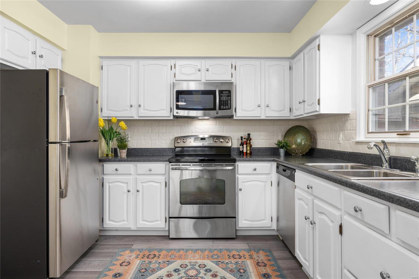 Brooksgate Manor - Residential