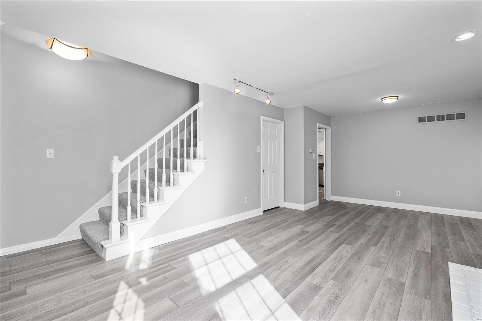 Brooksgate Manor - Residential