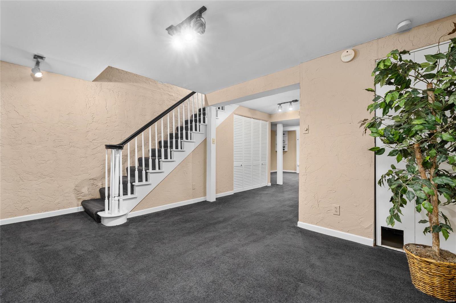 Brooksgate Manor - Residential