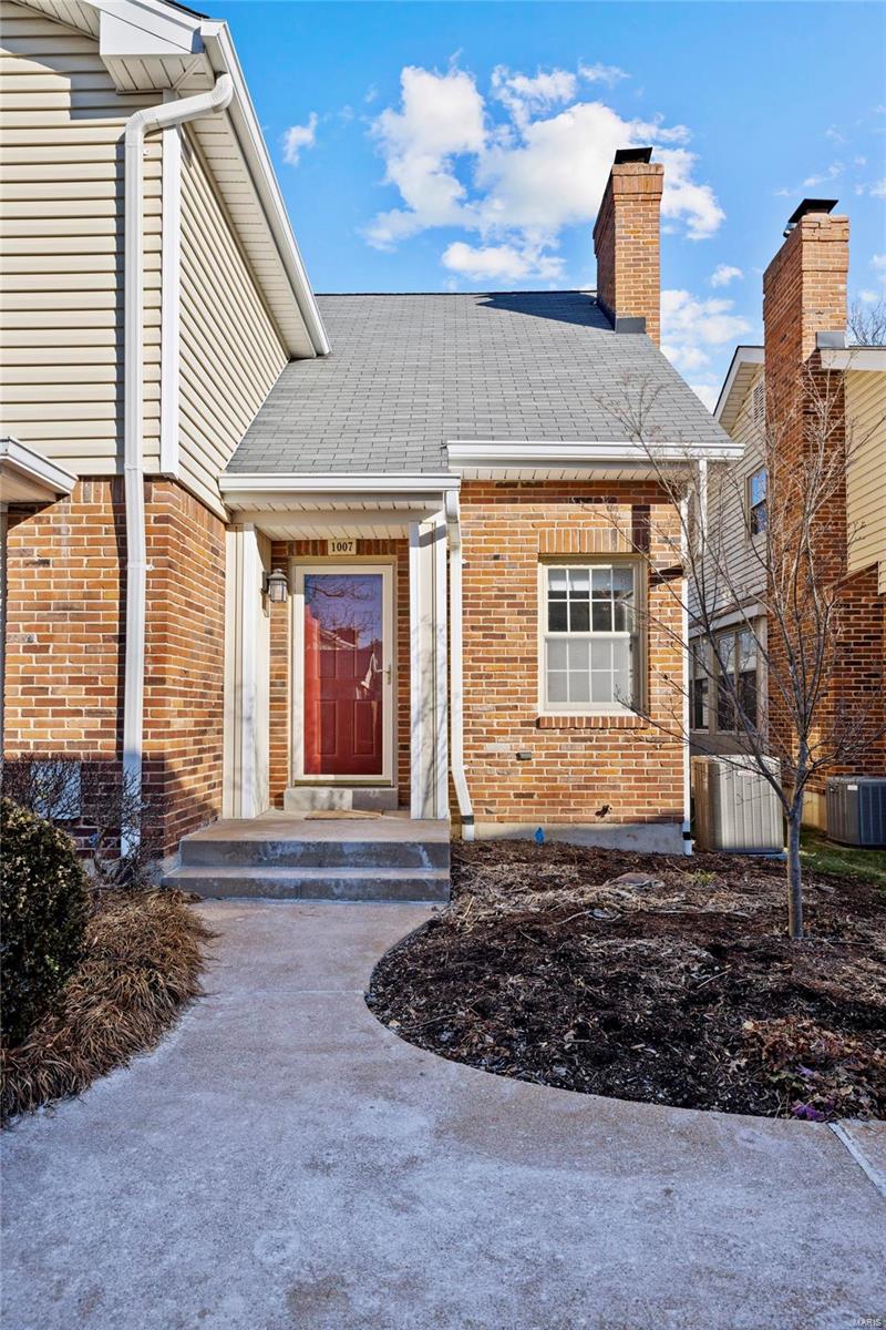 Brooksgate Manor - Residential