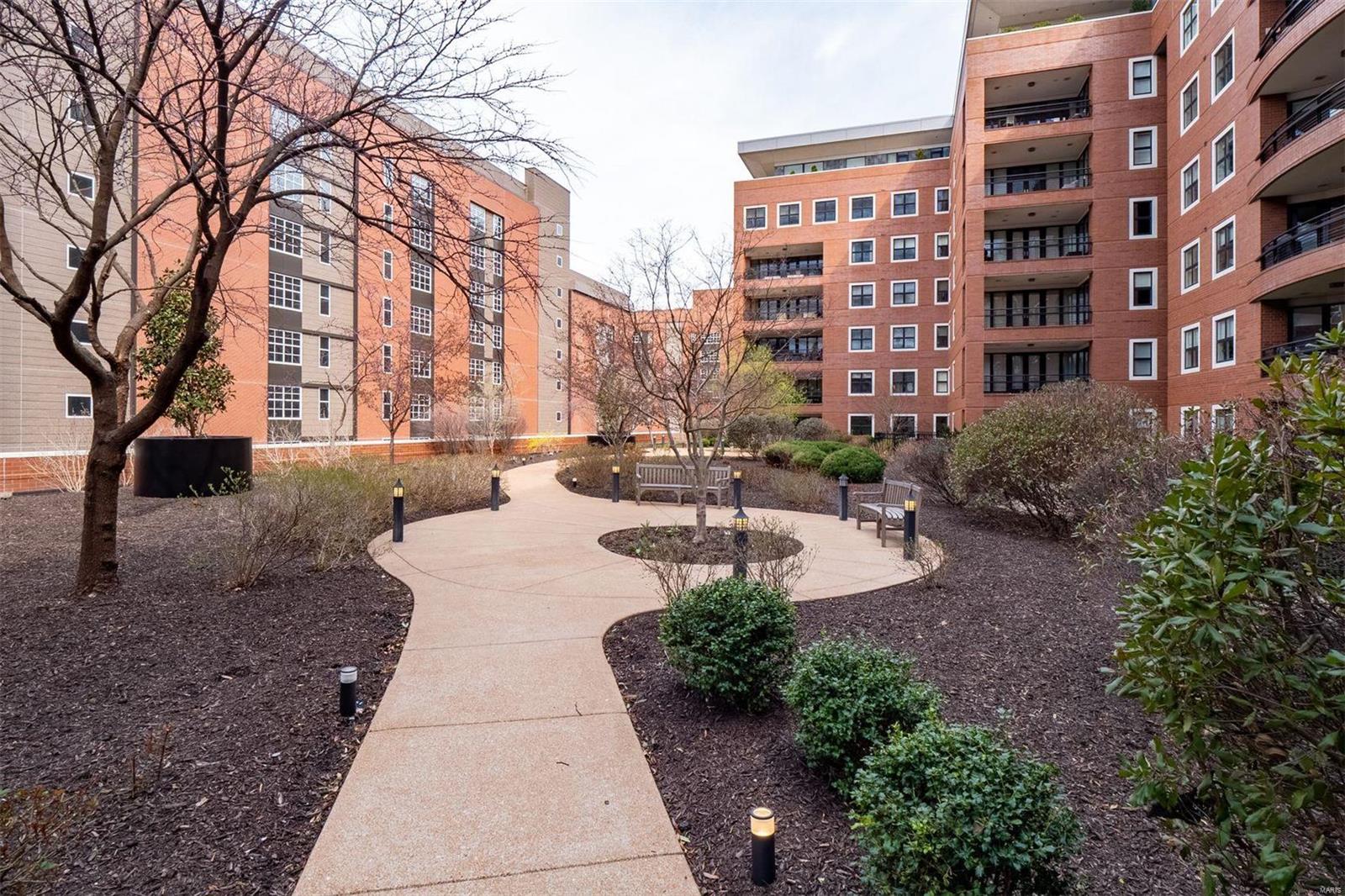 Crescent Condo - Residential