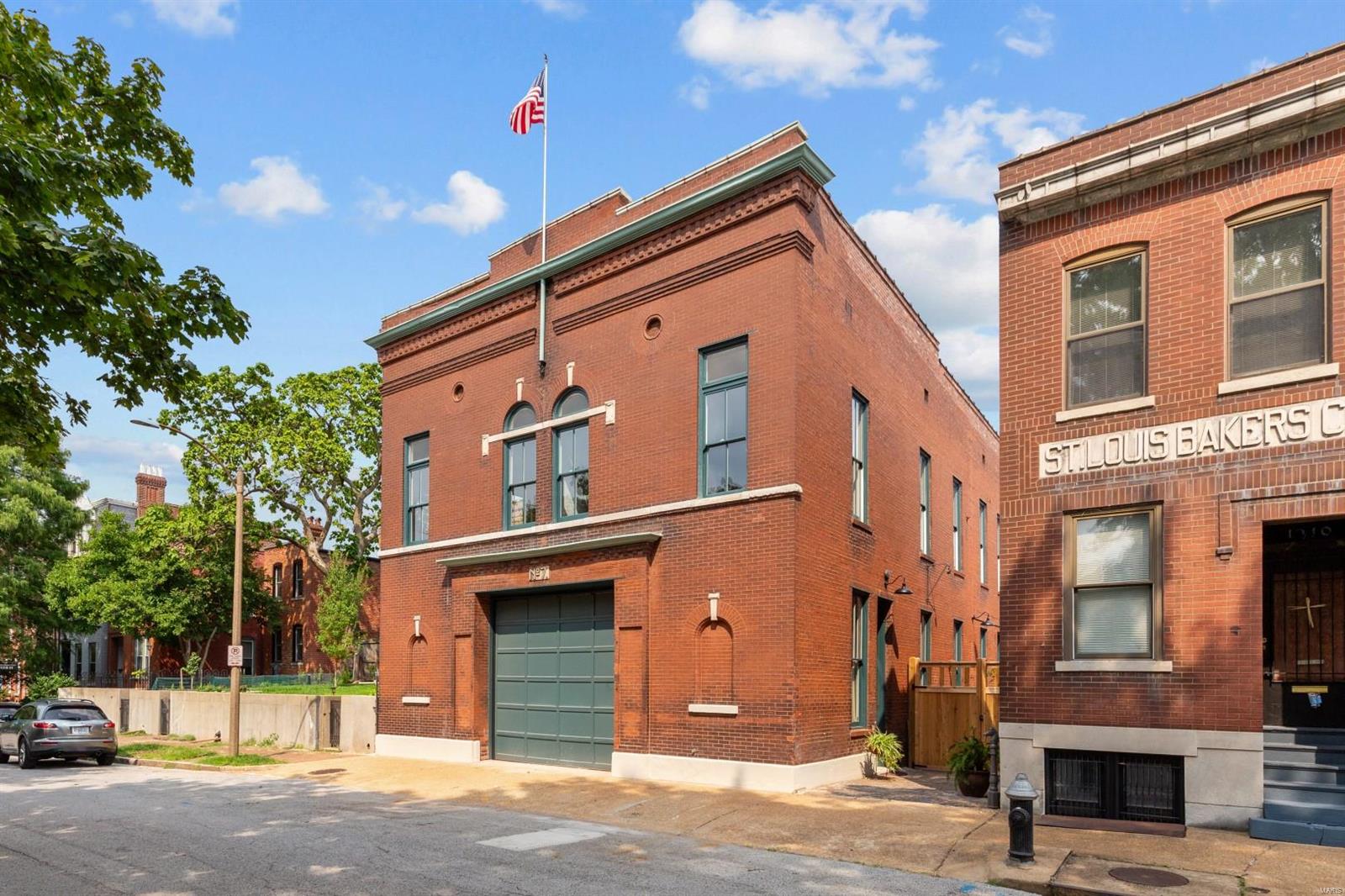 Lafayette Square - Residential