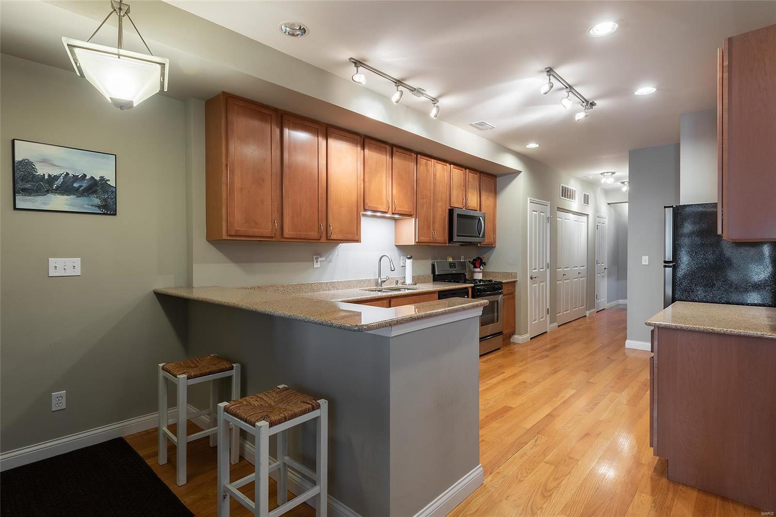 4317 Maryland Ave Condos - Residential