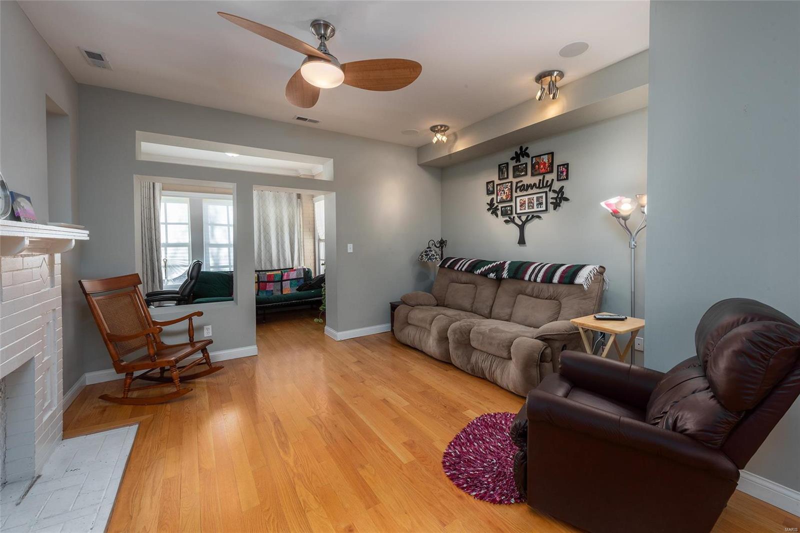 4317 Maryland Ave Condos - Residential