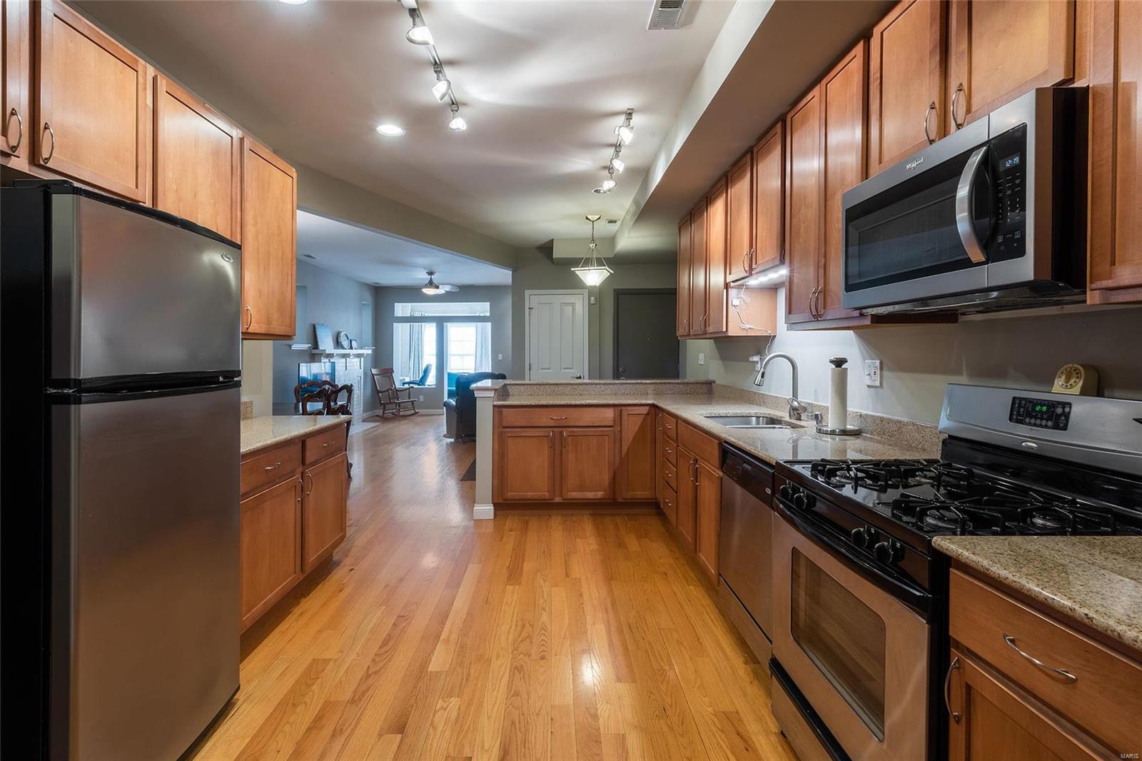 4317 Maryland Ave Condos - Residential