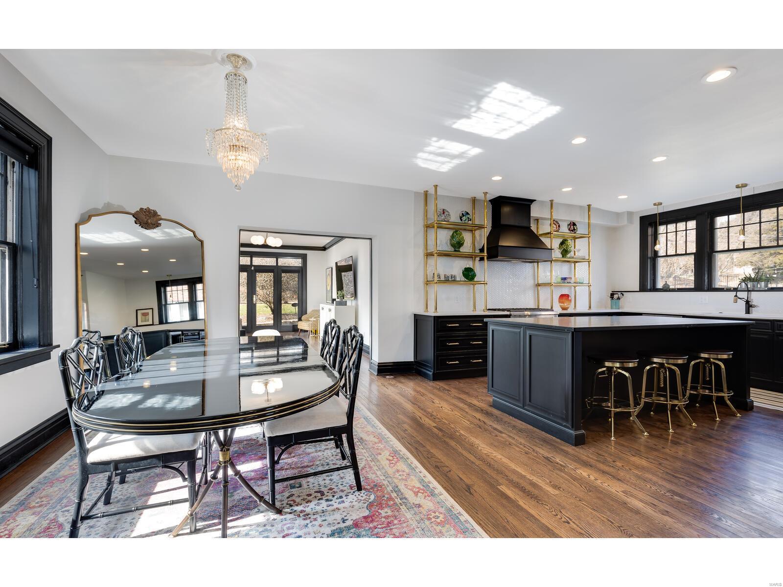 Country Club Court - Residential