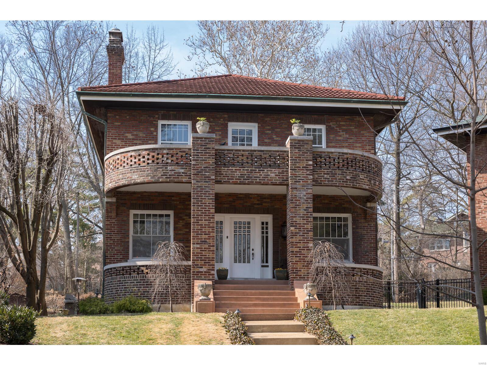 Country Club Court - Residential