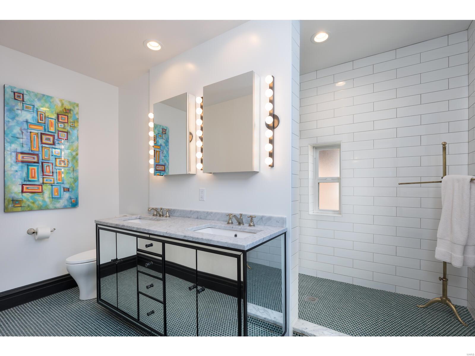 Country Club Court - Residential