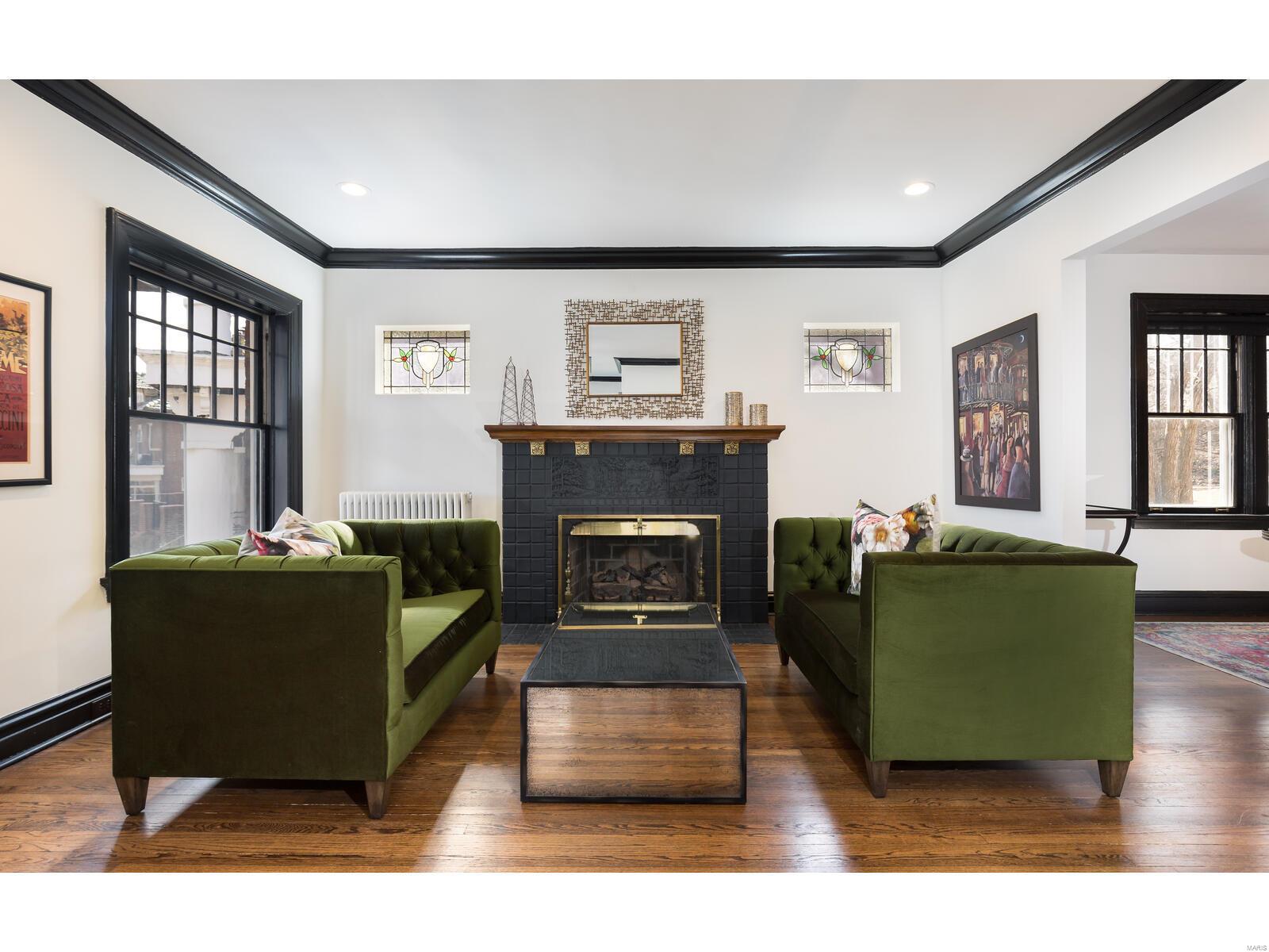 Country Club Court - Residential