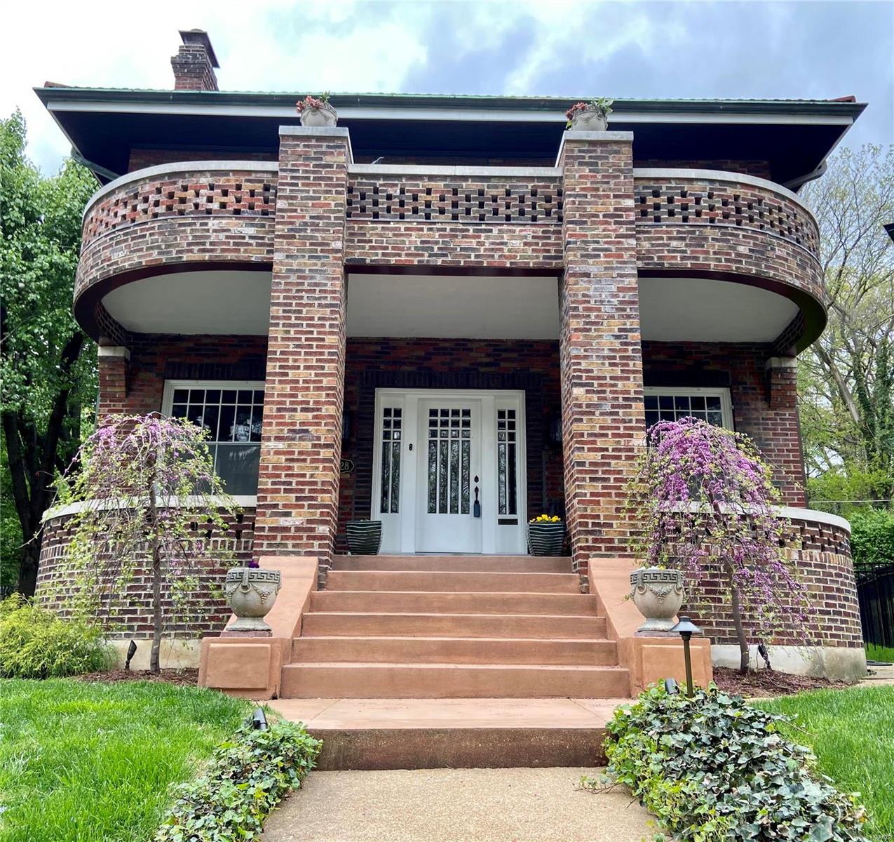 Country Club Court - Residential