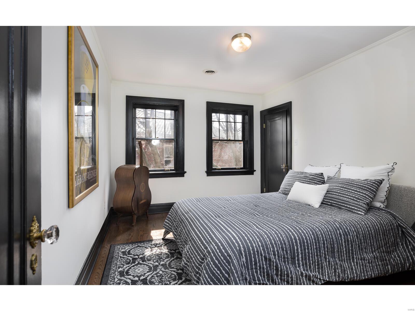 Country Club Court - Residential