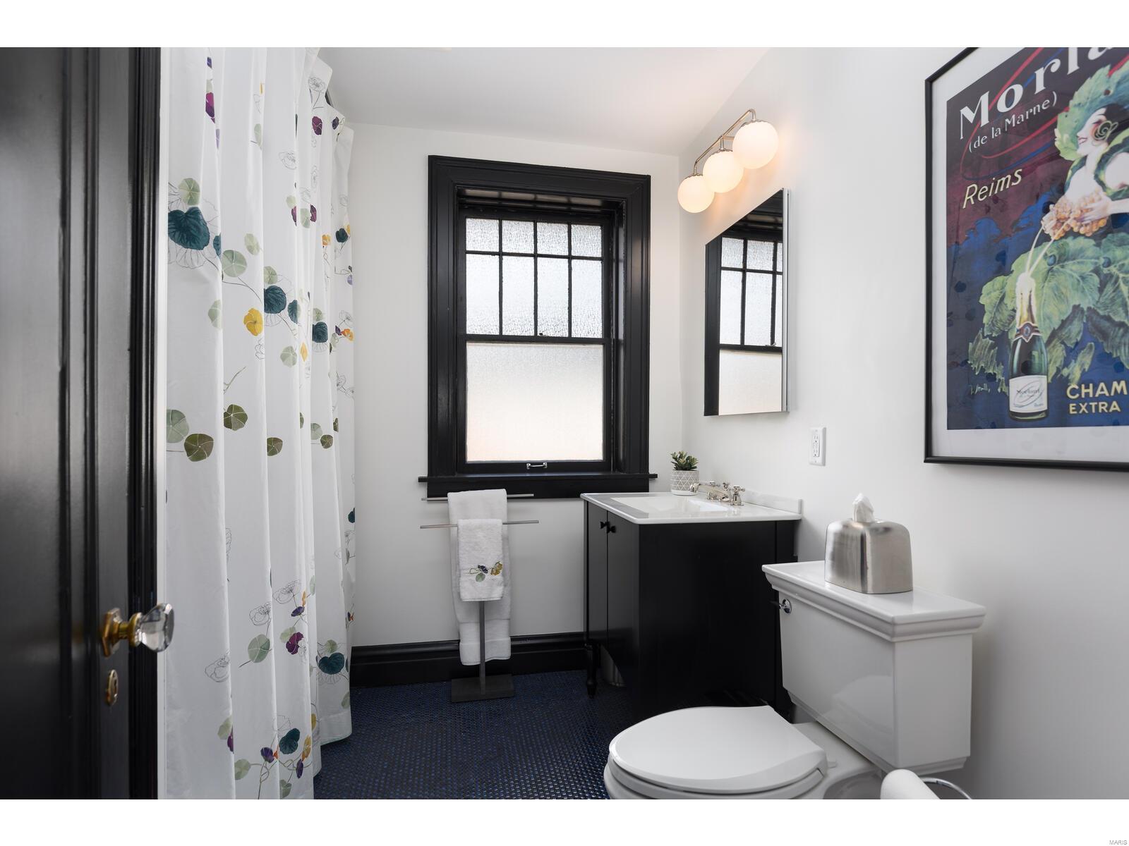 Country Club Court - Residential