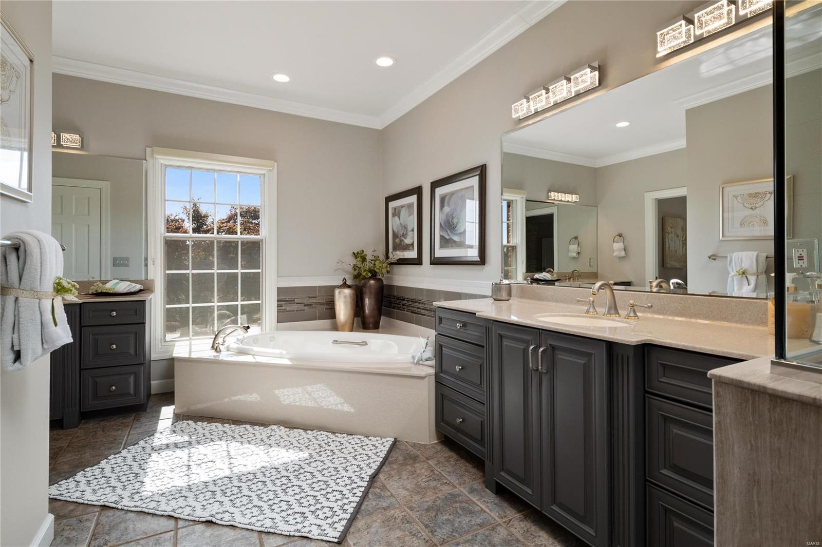 Pansch - Residential