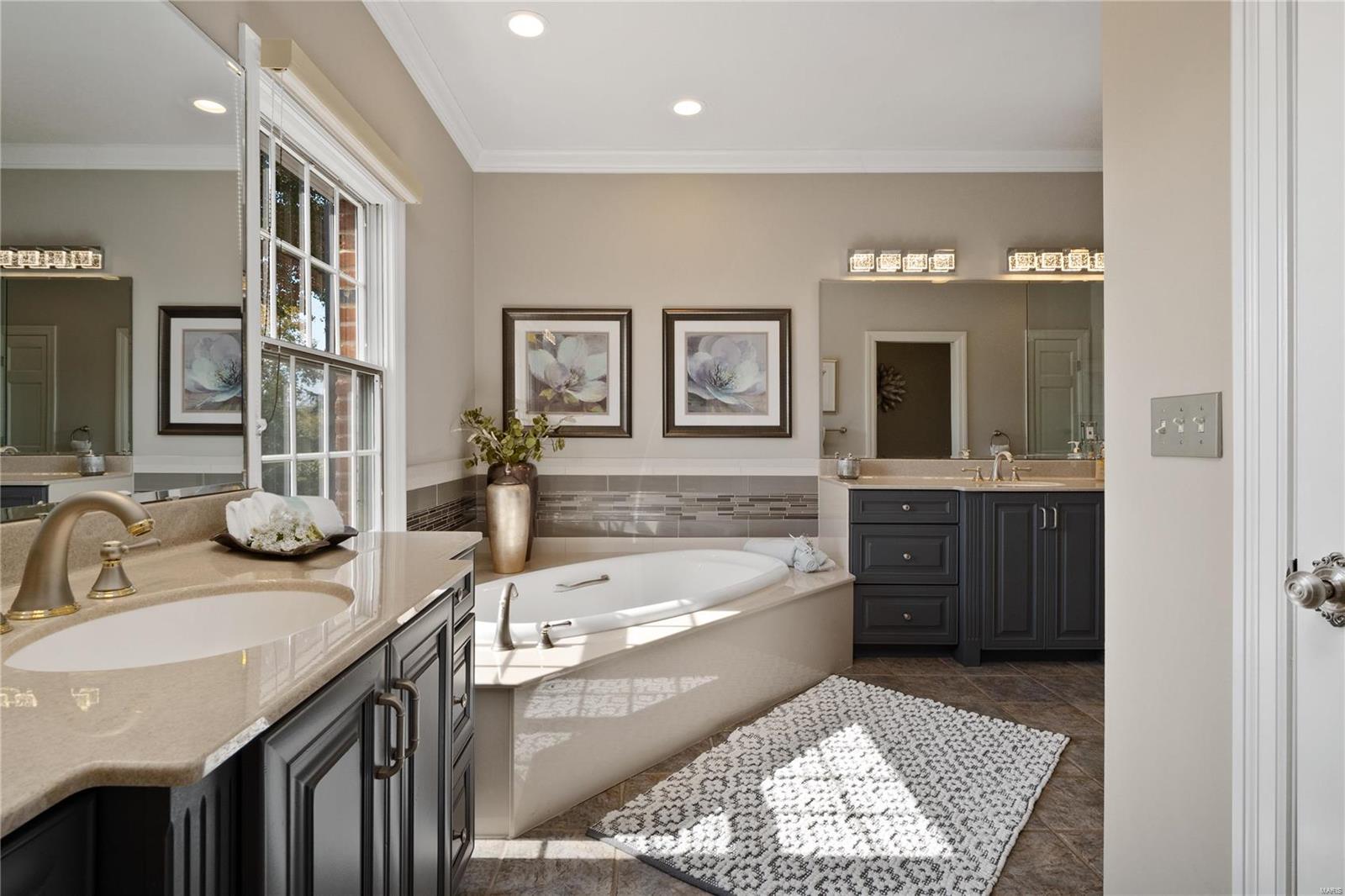 Pansch - Residential