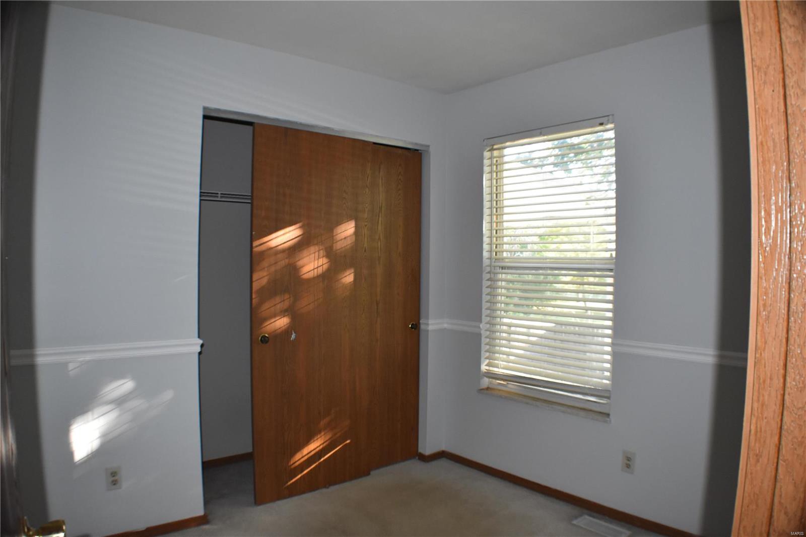 Kingspointe - Residential