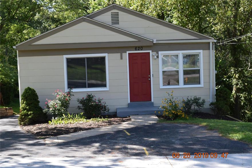 620 Brotherton could be your new address.  This Charming well maintained 3 bedroom, 2 bath affordable home is move-in ready!  Fresh paint, updated bathrooms, complete remodel!  Beautiful original hardwood floors.  Open living room - dining room combo.   Finished walk-out lower level gives you extra living space.  Additional room in lower level for an office.  Nice size storage room with shelves.  Nice large level back yard allows for family gatherings and kids to play.  And all the trees give you your privacy.  This is a must see!  Fresh seal on the driveway.  Appliances stay.  Come check it out!