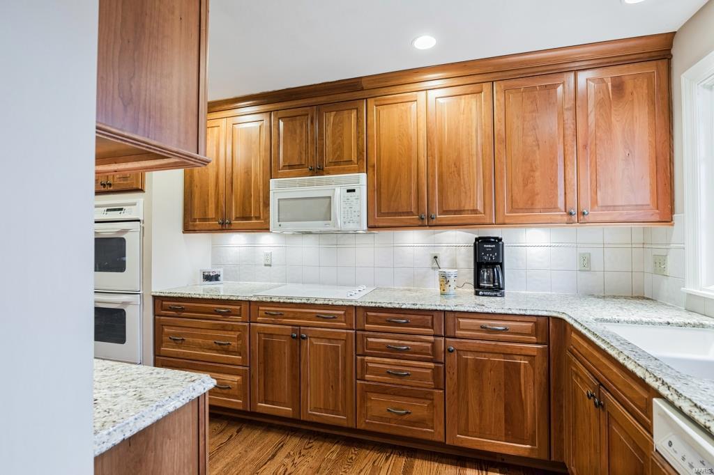 Ladue Park - Residential