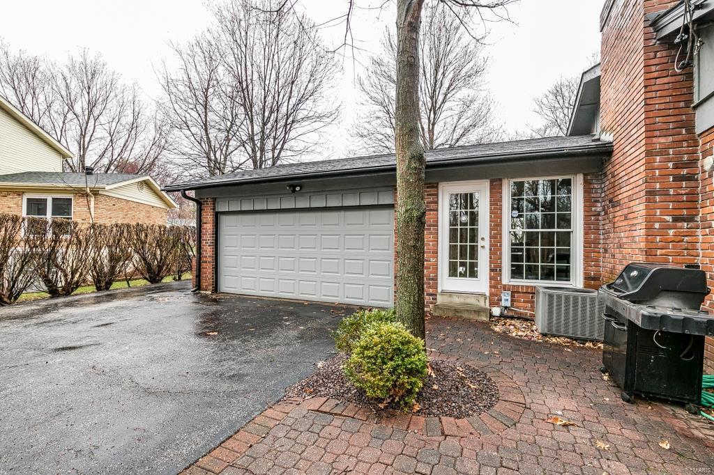 Ladue Park - Residential