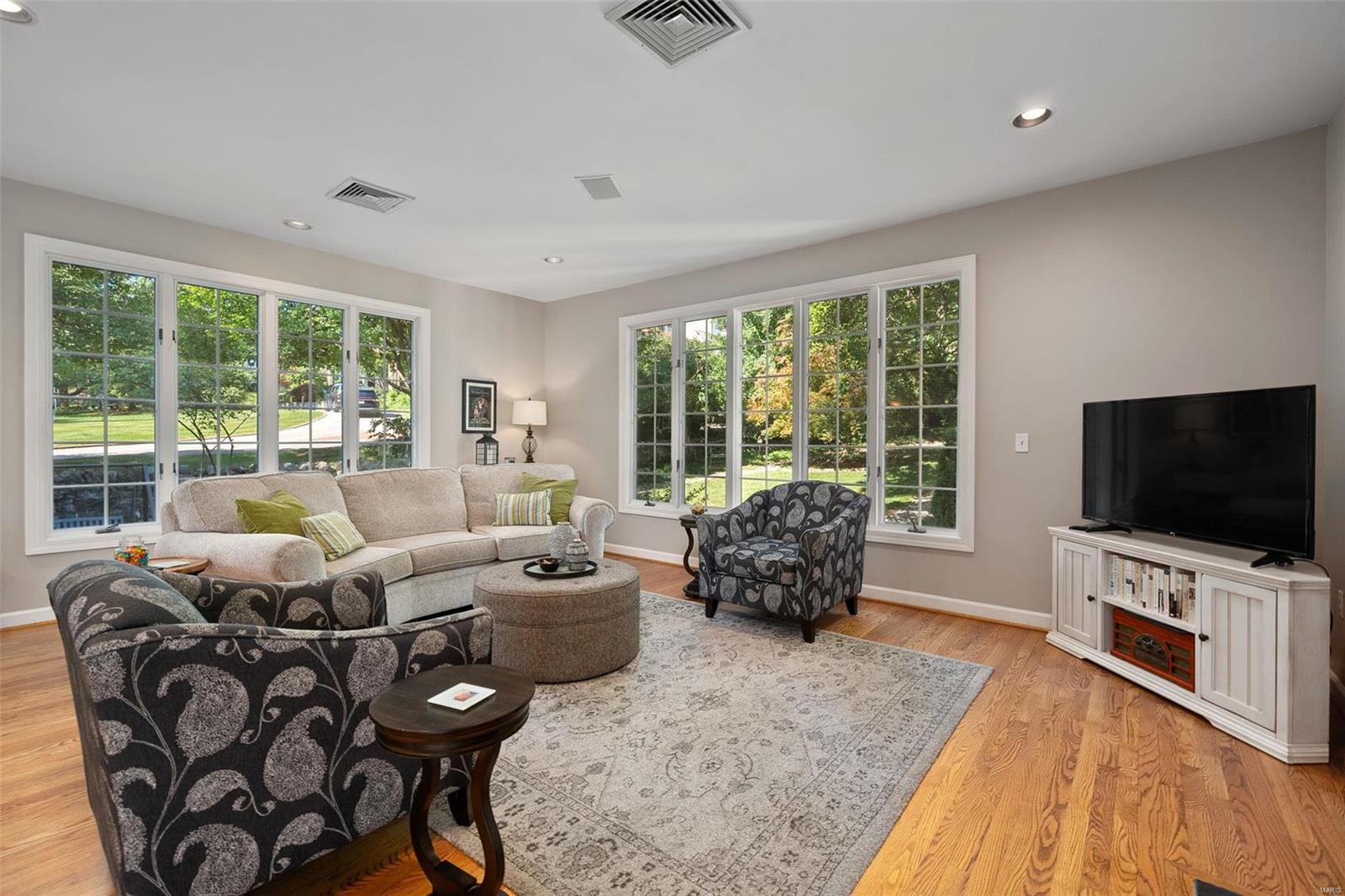 C H Simmons - Residential