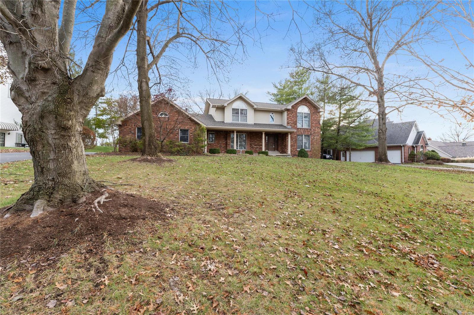 St Louis, Missouri 63128, United States, 4 Bedrooms Bedrooms, ,4 BathroomsBathrooms,Residential,Pending,31598