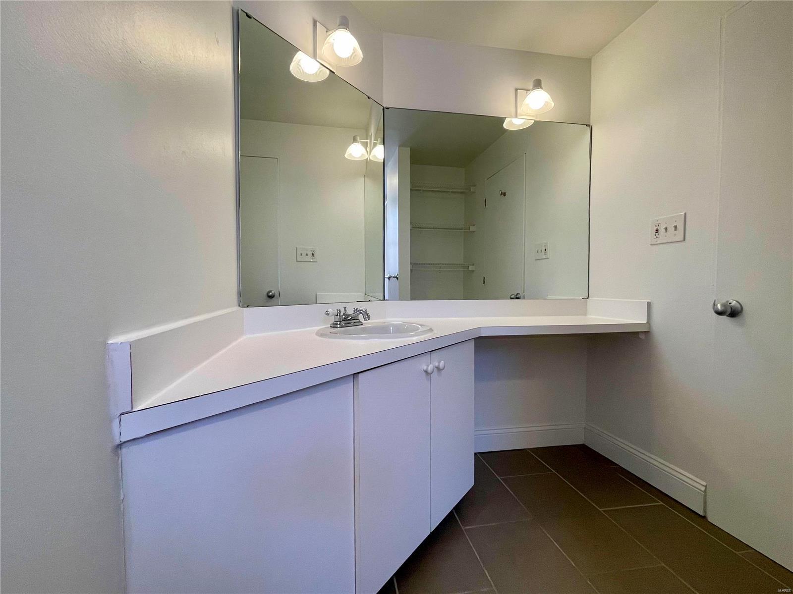 Demun Park - Residential Income