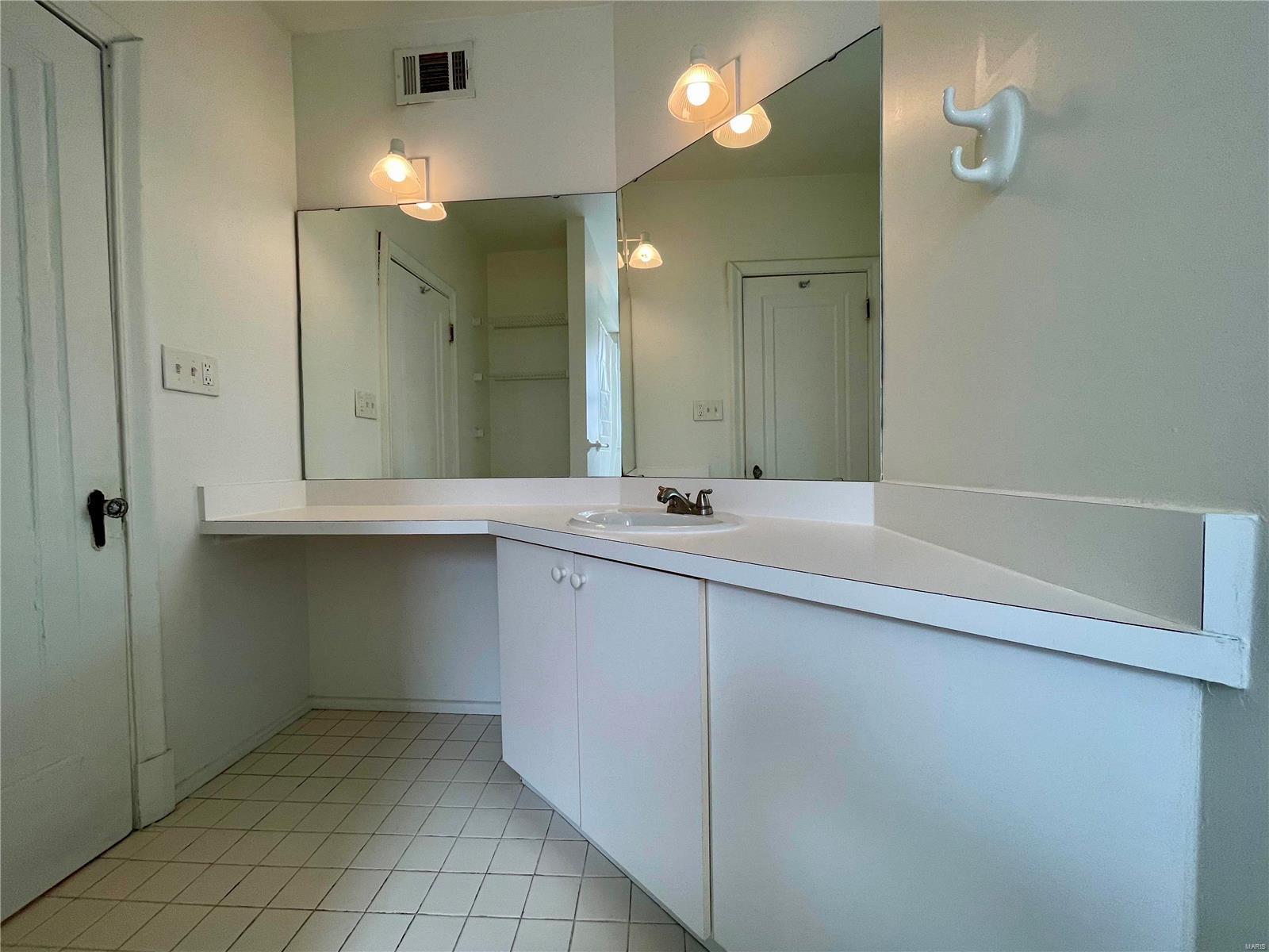 Demun Park - Residential Income