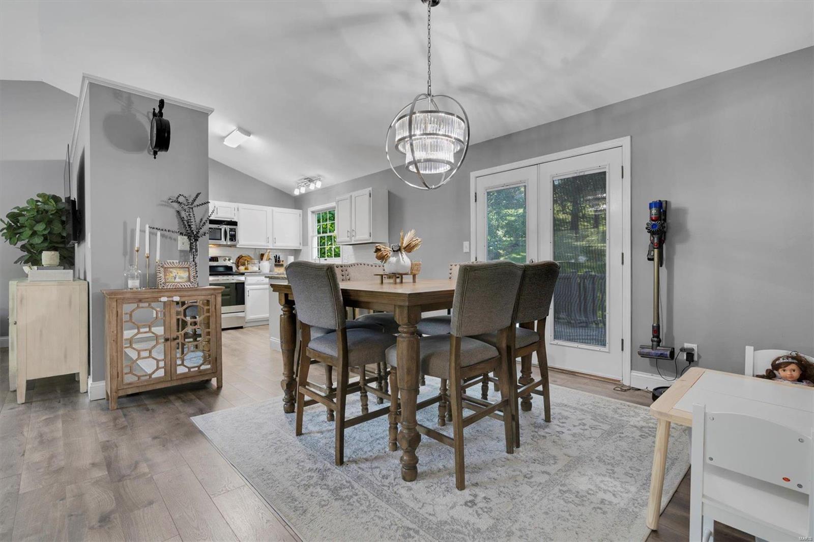 Pointe South 1 - Residential