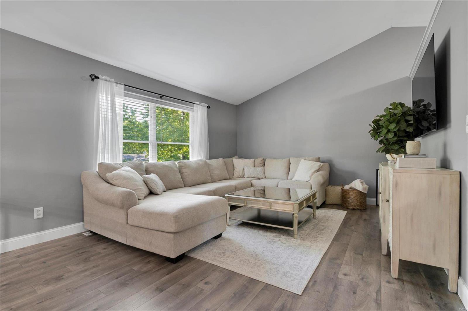 Pointe South 1 - Residential